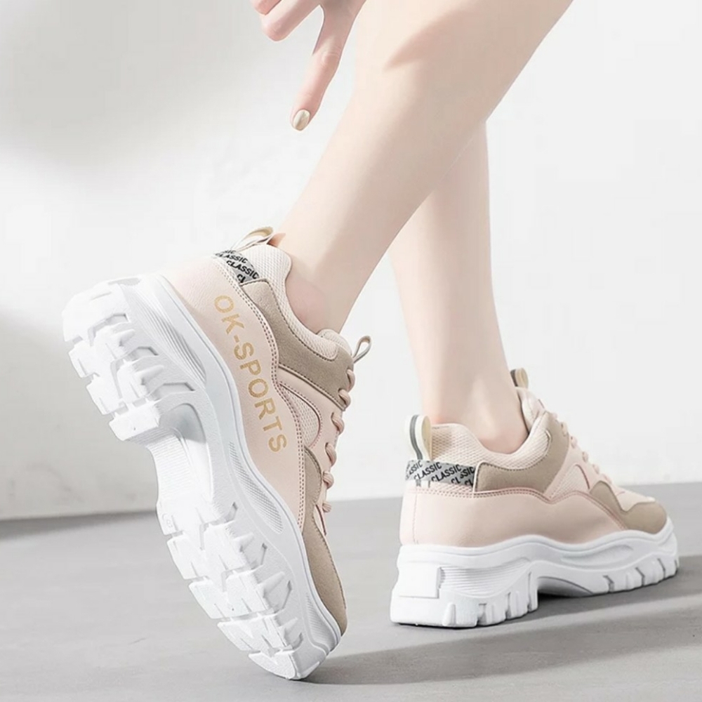 Women sneakers